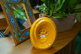 Gallery viewerに画像を読み込む, ペットの火葬用骨壷 "Paw" - アンバーイエロー | セラミック | 手作り