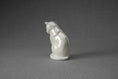 갤러리 뷰어로 이미지로드, ミニ座り猫火葬骨壷 - パーリーホワイト | ハンドメイド | セラミック