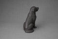 Gallery viewerに画像を読み込む, ゴールデンレトリバー犬の火葬骨壷 - グレーマット | セラミック | 手作り