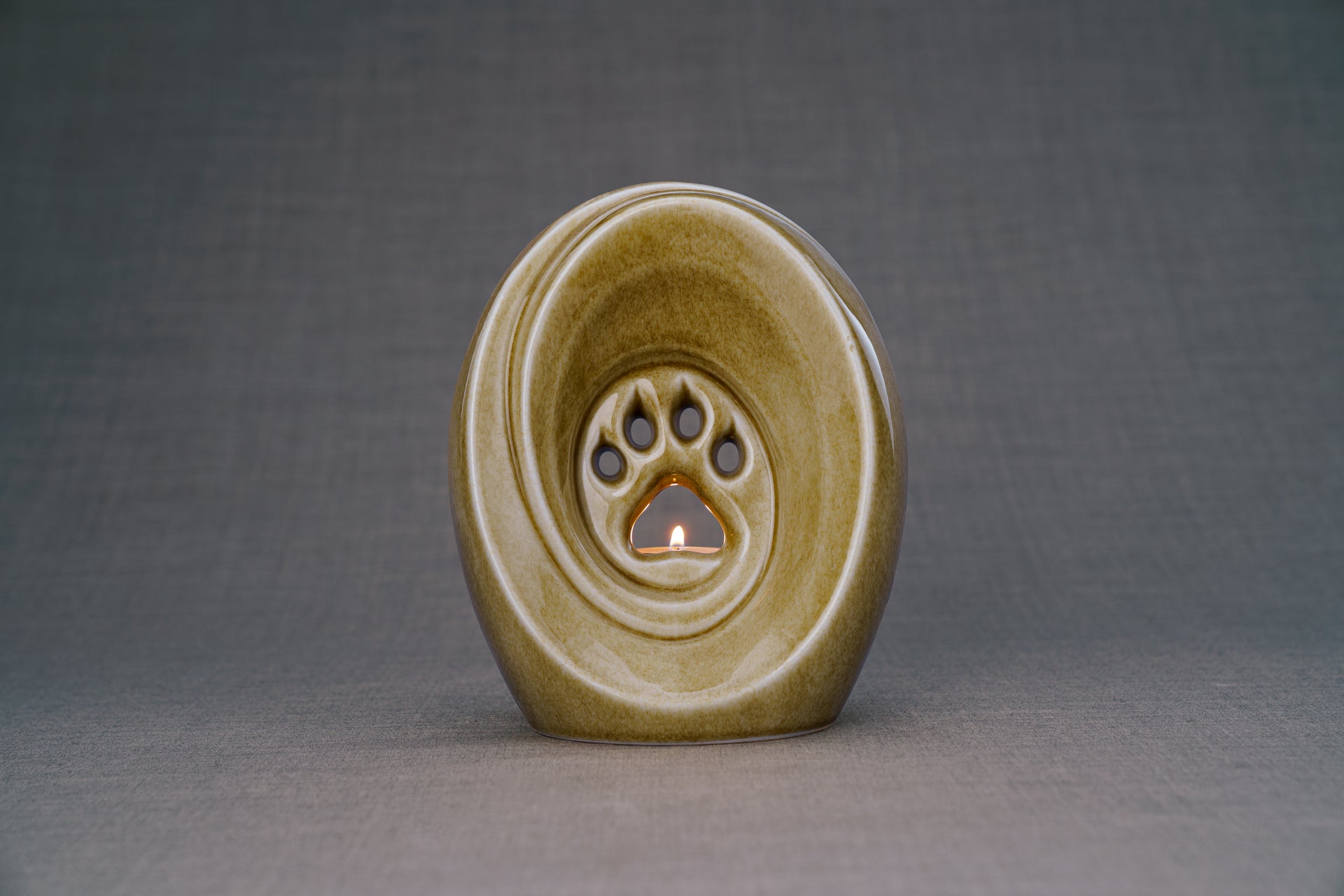 ペットの骨壺 "Paw" - ダークサンド | 陶器 | ハンドメイド