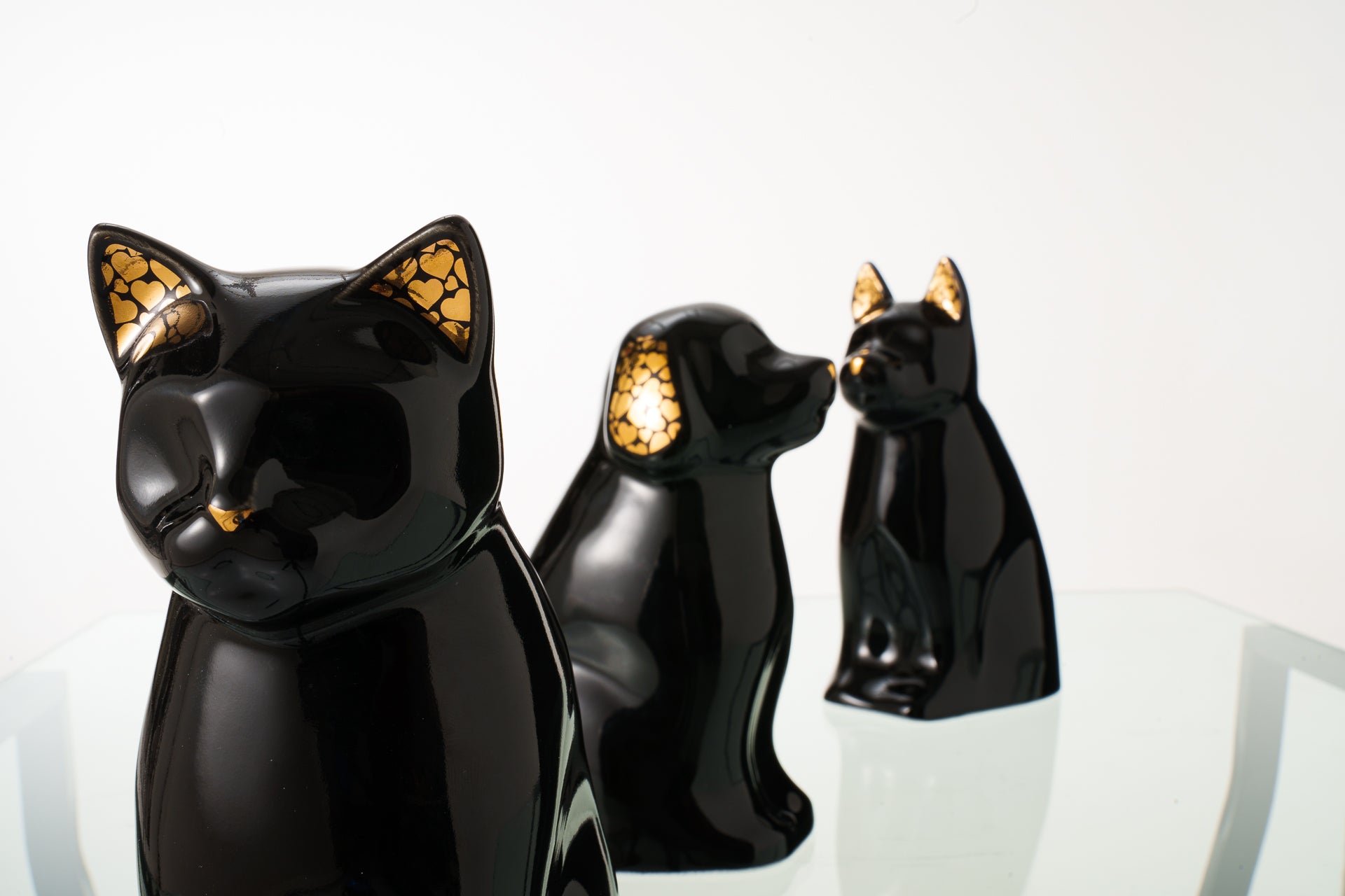 Meow」猫用ペット骨壷 - ブラック | 陶器 | ハンドメイド